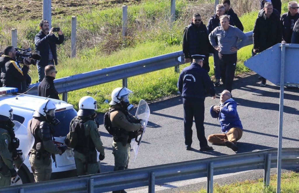 Όταν η πολιτική δεν πείθει, πειθαρχεί - Επισκόπηση Τύπου 31/12 Όταν η πολιτική δεν πείθει, πειθαρχεί – Επισκόπηση Τύπου 31/12
