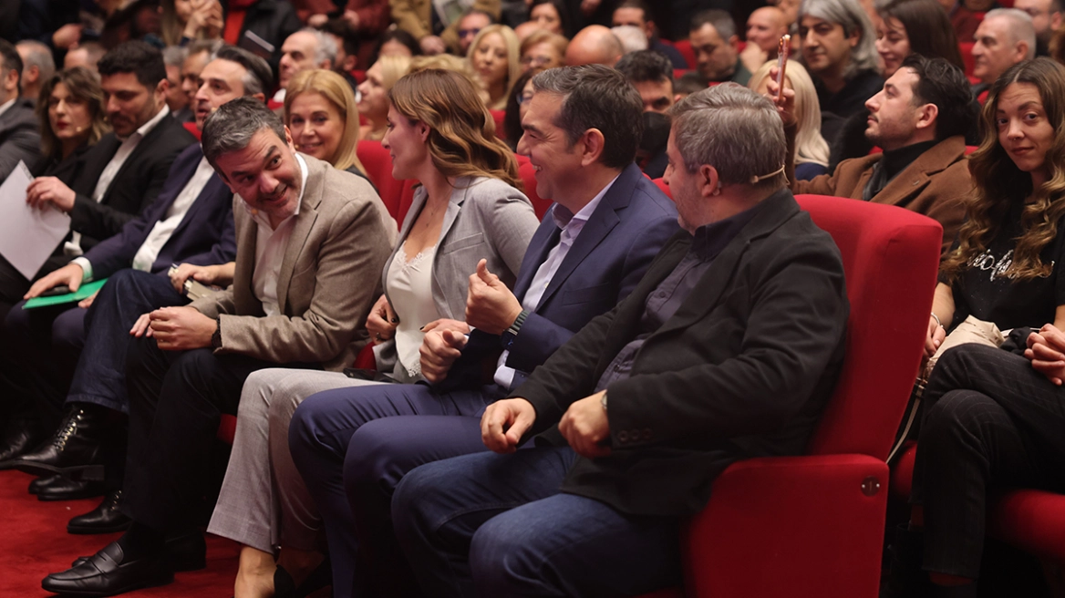 Αλέξης Τσίπρας: Επιλέγει τον Βελόπουλο για αντίπαλο - Παρουσίαση "Ιθάκης" Αλέξης Τσίπρας: Επιλέγει τον Βελόπουλο για αντίπαλο – Παρουσίαση “Ιθάκης”