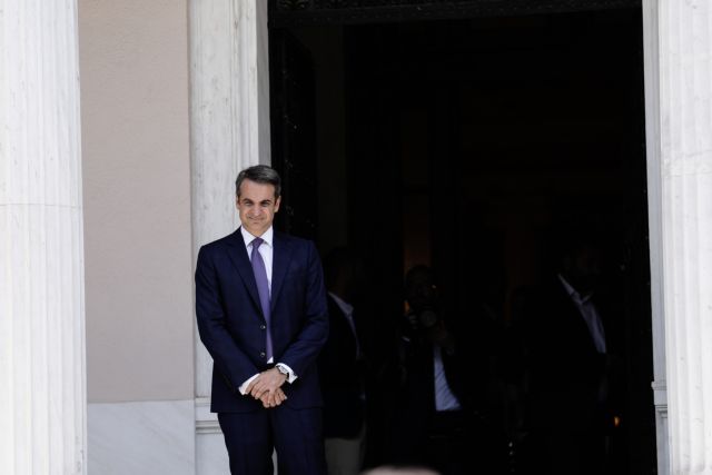 Τρεις στήλες, ένα μήνυμα: μην αγγίζετε το Μαξίμου - Online Παραπολιτικές στήλες 13/03 Τρεις στήλες, ένα μήνυμα: μην αγγίζετε το Μαξίμου – Online Παραπολιτικές στήλες 13/03