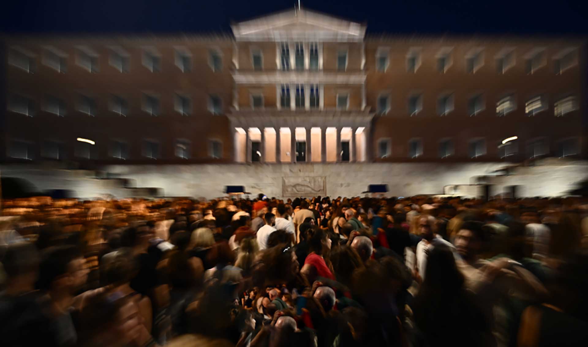 Η πρόωρη αναδιάταξη και το τέλος των εύκολων αφηγημάτων – Επισκόπηση Τύπου 12/09