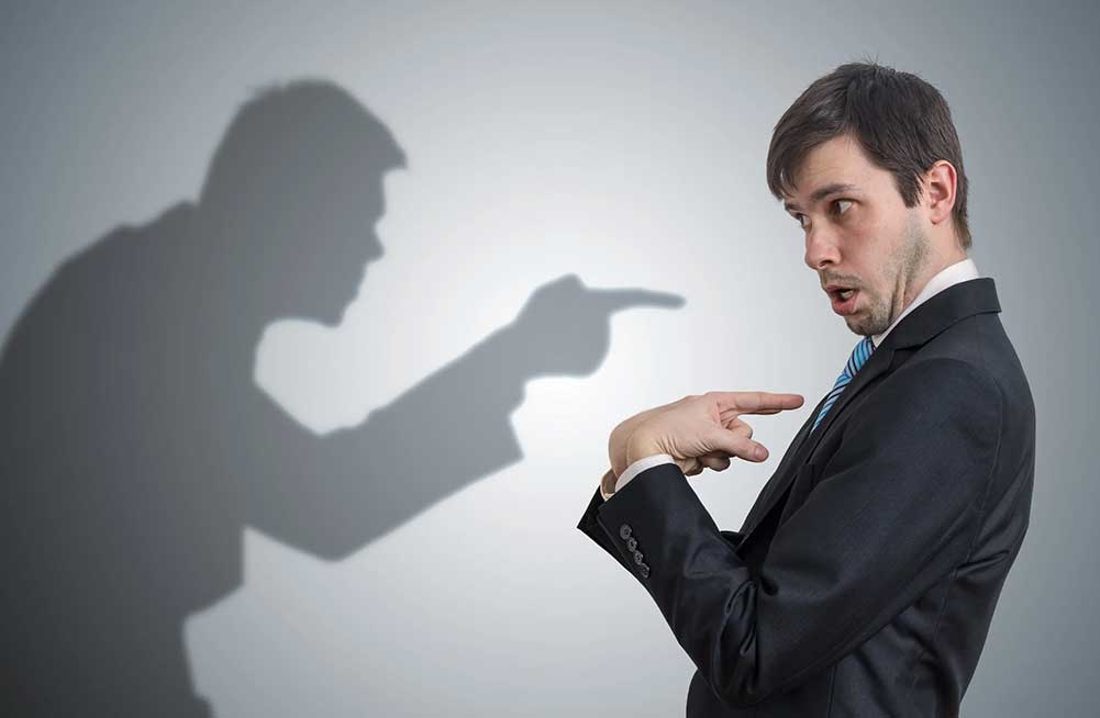 Blame Game και Bullstorming στο Μαξίμου - Online Παραπολιτικές στήλες 22/10 Blame Game και Bullstorming στο Μαξίμου – Online Παραπολιτικές στήλες 22/10