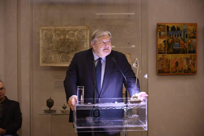 Η ελευθερία δεν χρειάζεται την άδεια του Θεού - Άποψη 16/10 Η ελευθερία δεν χρειάζεται την άδεια του Θεού – Άποψη 16/10
